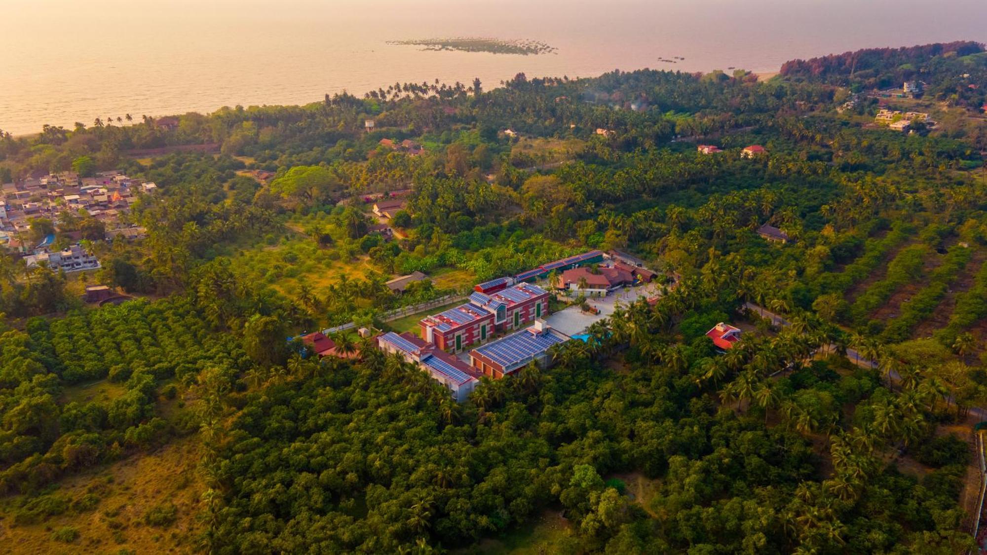 Treat Beach Resort Bordi Bagian luar foto