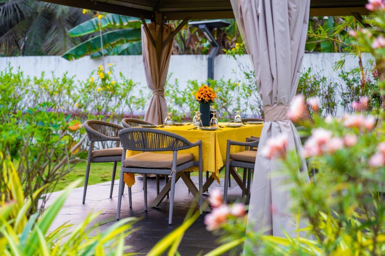 Treat Beach Resort Bordi Bagian luar foto