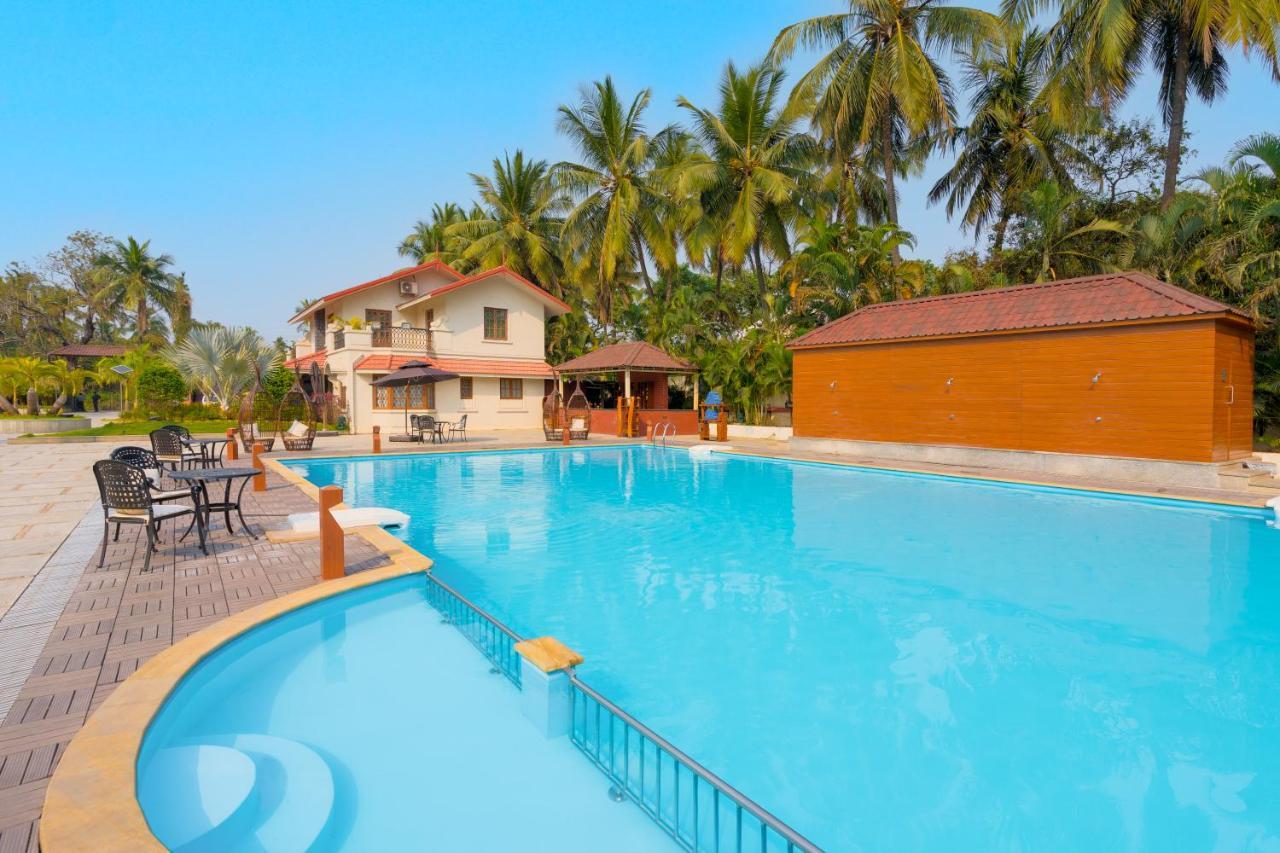 Treat Beach Resort Bordi Bagian luar foto
